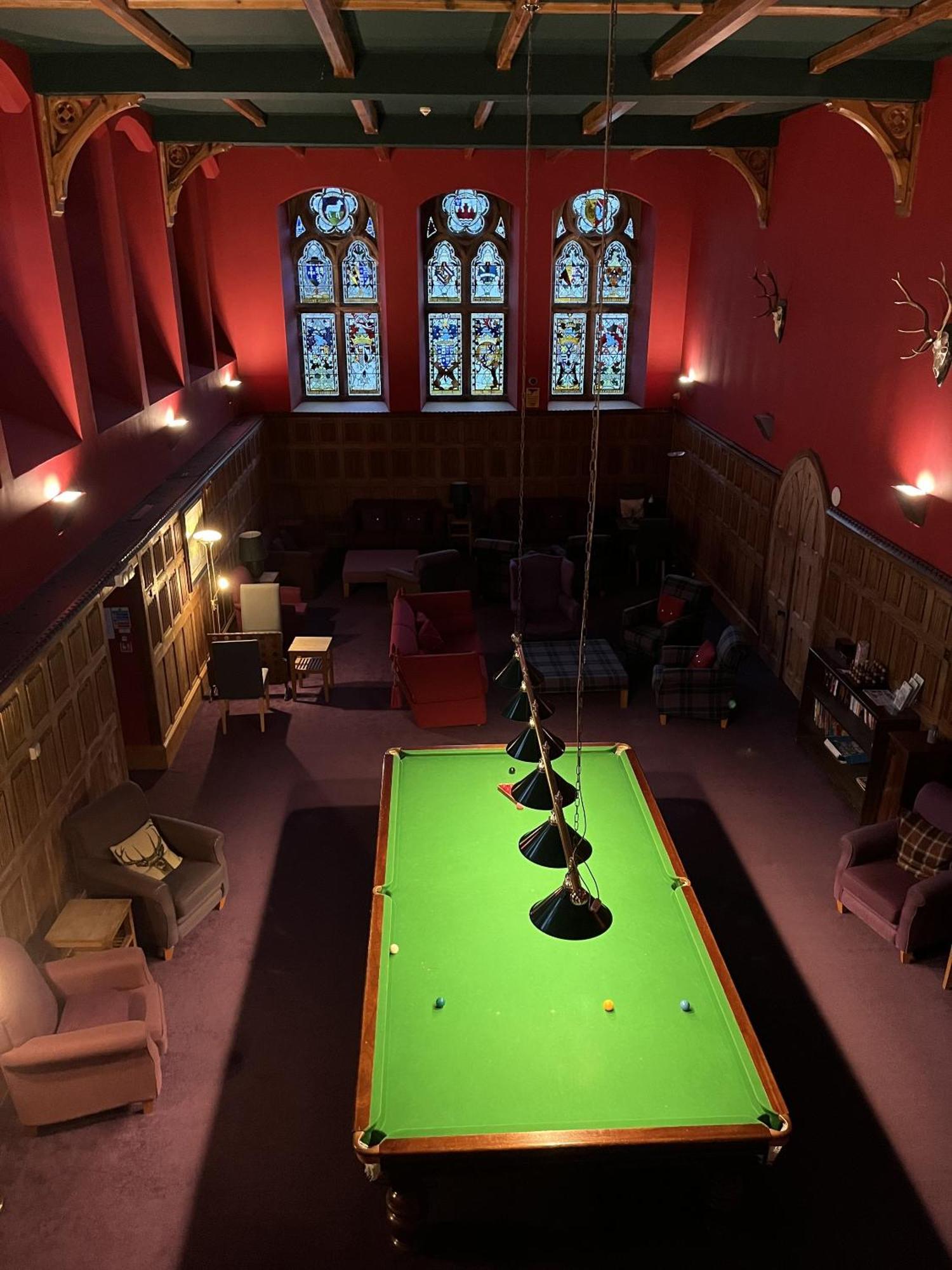 The Classrooms, Loch Ness Abbey - 142M2 Lifestyle & Heritage Apartment - Pool & Spa - The Highland Club - Resort On Lake Shores Fort Augustus Luaran gambar